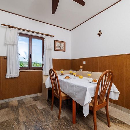 Apartment Petar Poljice Bagian luar foto