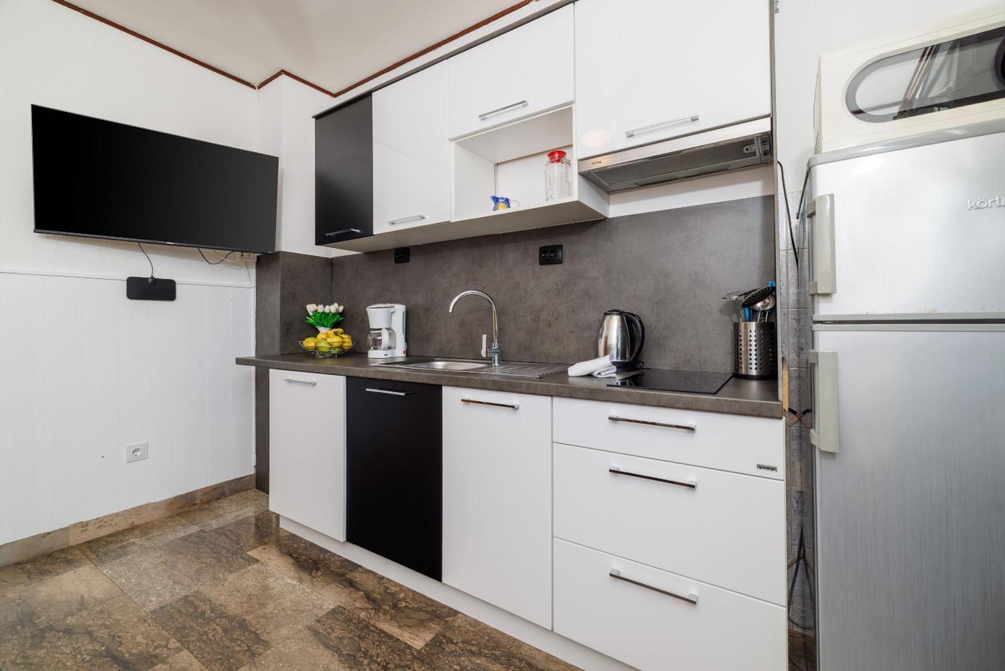 Apartment Petar Poljice Bagian luar foto