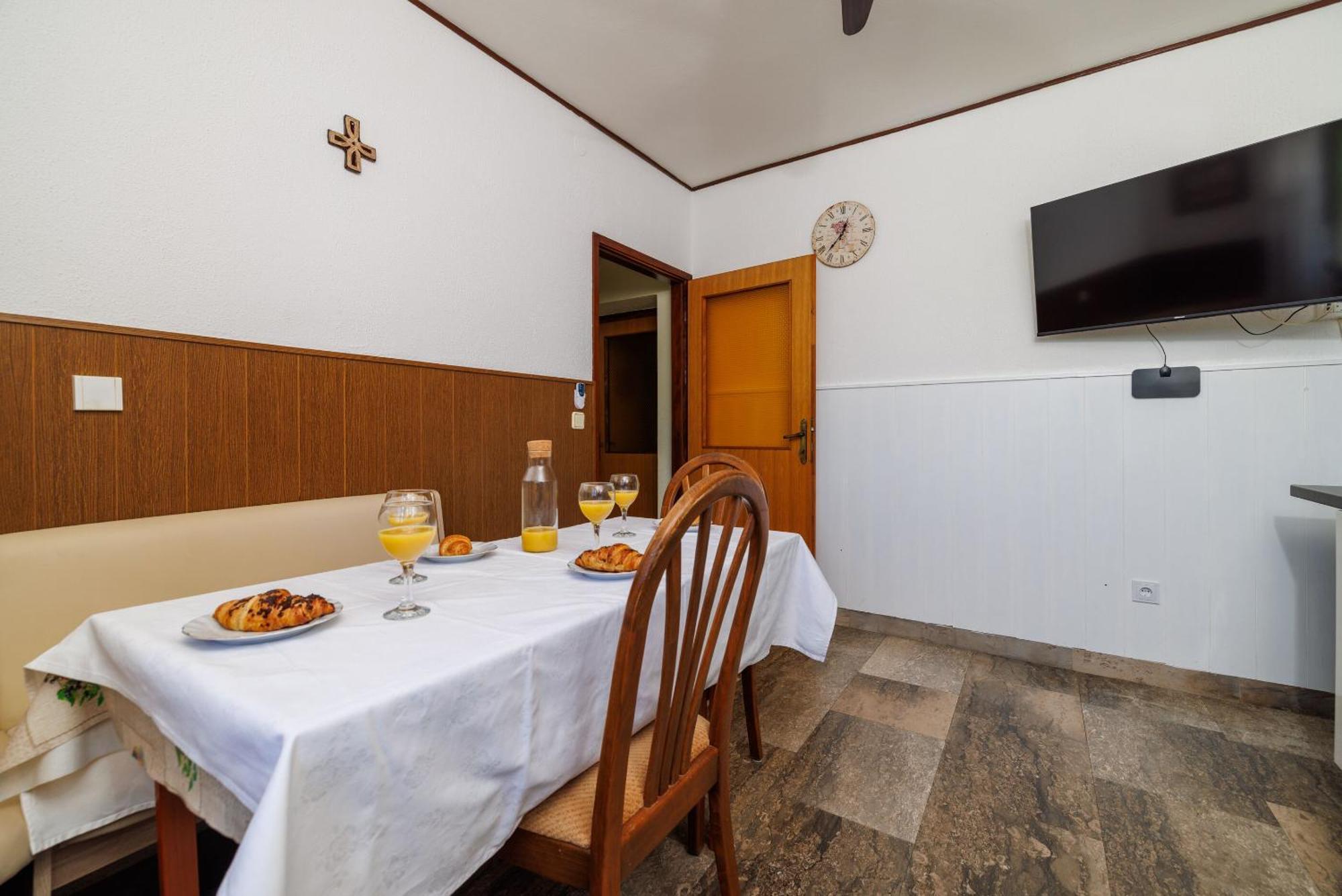 Apartment Petar Poljice Bagian luar foto